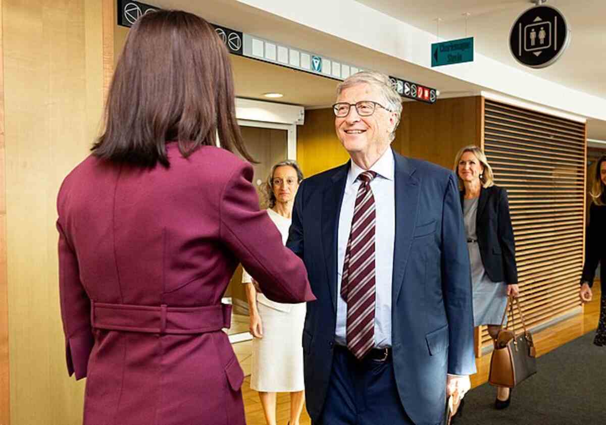 Does Bill Gates Own Braggs